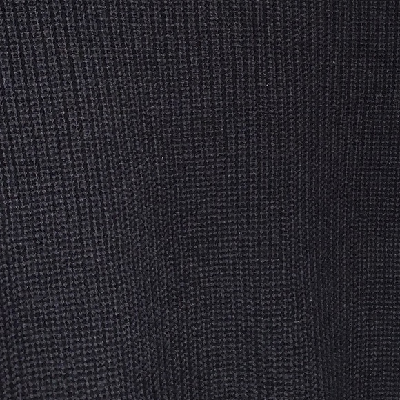 AE Black Knit Sweater - Picture 4 of 5